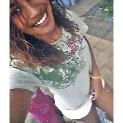 Profile Picture of Vicky ☄ (@Vicky69Ferreira) on Twitter