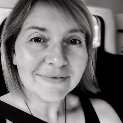 Profile Picture of Catherine McDermott (@CNiDhiarmada) on Twitter