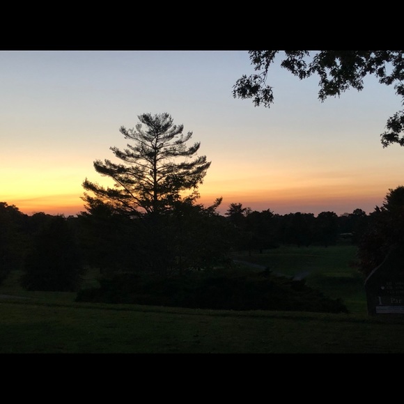 Laura Deskins - Poshmark Profile Picture of Laura Deskins (@lbd8581) on Poshmark