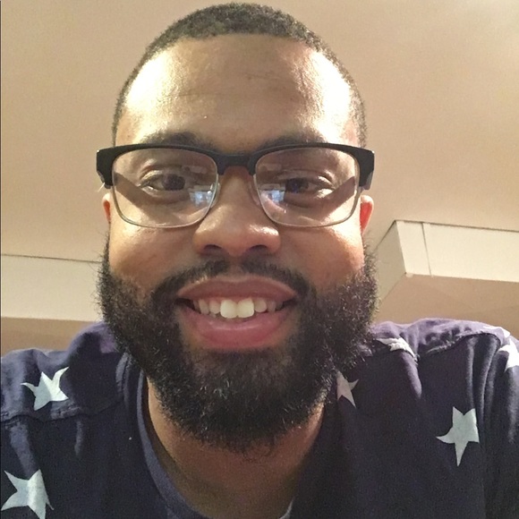 Profile Picture of Walter Garrison (@peplafrance) on Poshmark