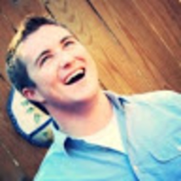 Profile Picture of Adam Herrington (@adamherrington) on Poshmark