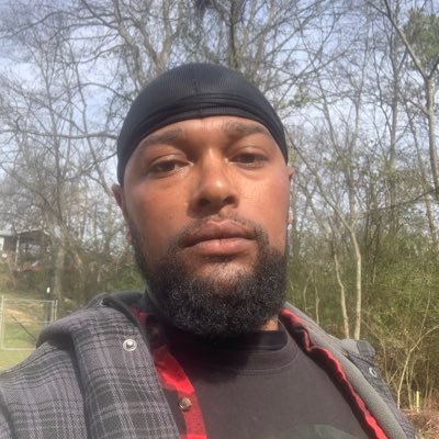 Profile Picture of Compton 1186 (@GregDunham18) on Twitter