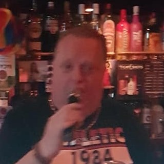 Profile Picture of Geraldo Feesje (Geraldo) (@zangerg) on Facebook