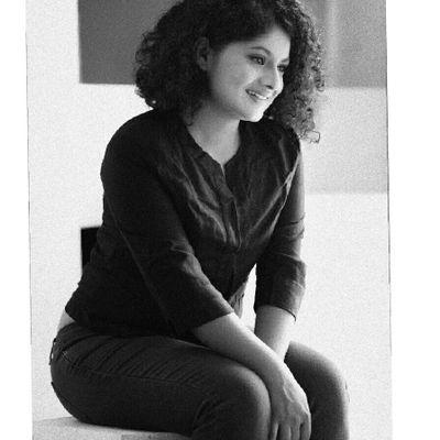 Profile Picture of Manasi Joshi (@ManasiJoshi10) on Twitter