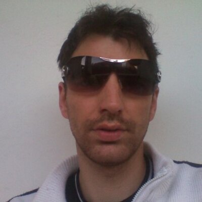 Profile Picture of Vasvári Róbert (@vasvari) on Twitter