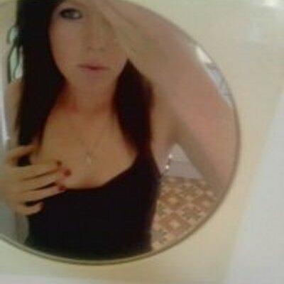 Profile Picture of Alice Overton (@alicerose1234) on Twitter