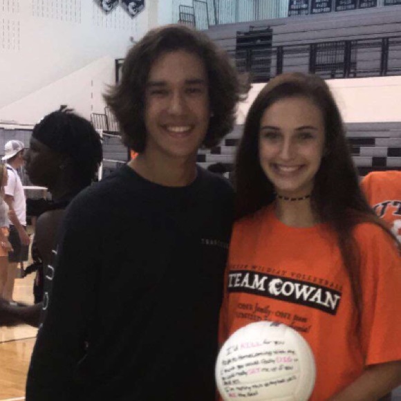 Profile Picture of Dante Borino (@dante_borino) on Poshmark