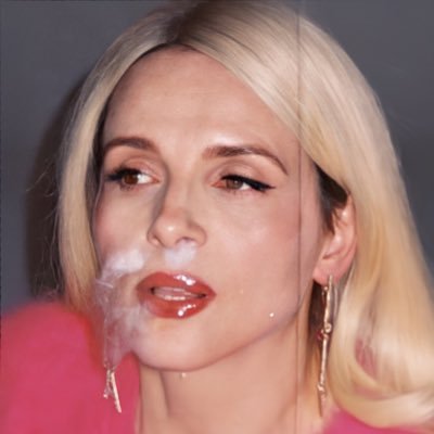 Profile Picture of Mundinho Juliette Binoche Br (@msnormajeans) on Twitter