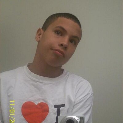 Profile Picture of Joshua Cordero (@blazezTo) on Twitter