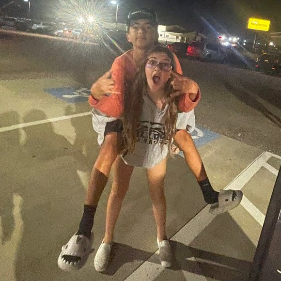 Profile Picture of Travis Perkins (@travisperkin235) on Poshmark