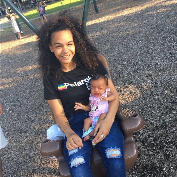 Profile Picture of Cierra Hodges (@cierra_hodges) on Poshmark