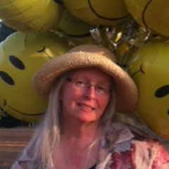 Profile Picture of Catherine Walther (@SmileyTeacher7) on Twitter
