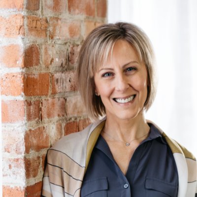 Profile Picture of Laura Thomas Vroman (@LauraTVroman) on Twitter