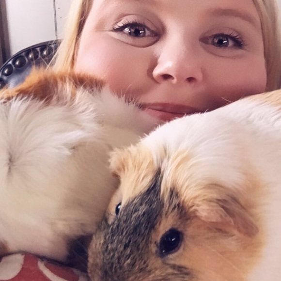 Profile Picture of Jenna Koepsell (@jennakoepsell) on Poshmark