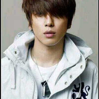 Profile Photo of Jang Yonghwa (@RIA_YongHwaCNB) on Twitter