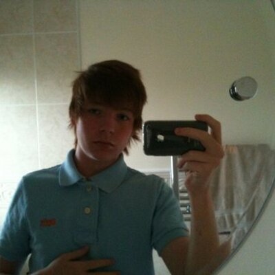 Profile Picture of George Dix (@Georgedixx) on Twitter