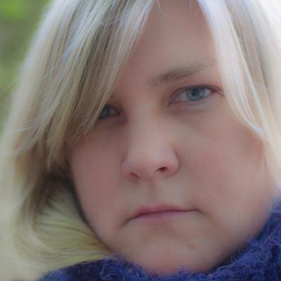 Profile Picture of Laura A. Noel (@allsfairphoto) on Twitter