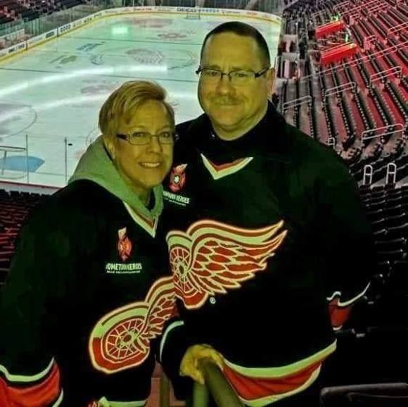 Profile Picture of Debbie Grimmer (@deborah_grimmer) on Poshmark