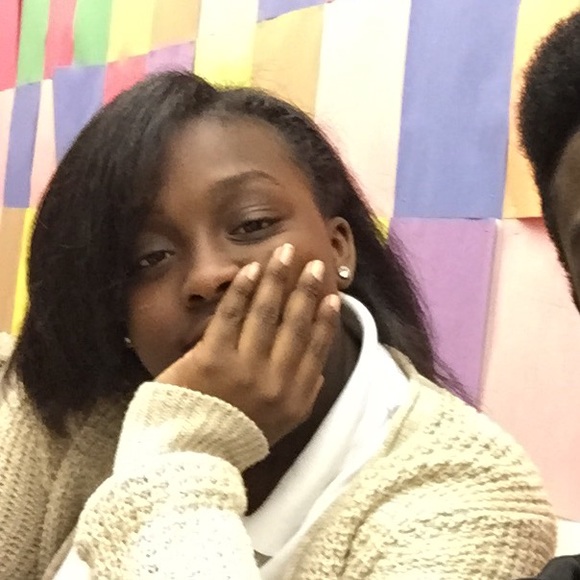 Profile Picture of Jayela Sease (@chocolateeropd) on Poshmark