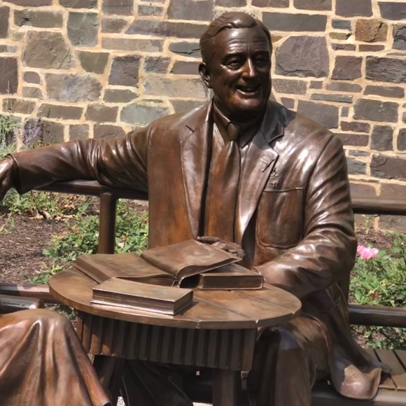 Profile Picture of Joe Caudill (@joe_caudill) on Poshmark