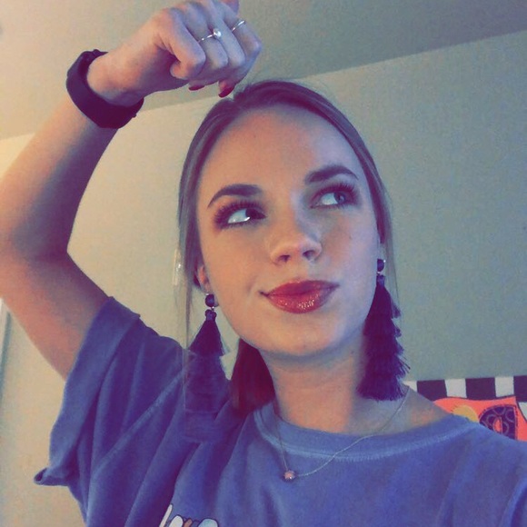 Profile Picture of Grayson Roberts (@grayson_roberts) on Poshmark