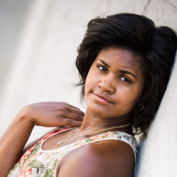 Profile Picture of Kiersten Lee (@kiersten_lee12) on Poshmark