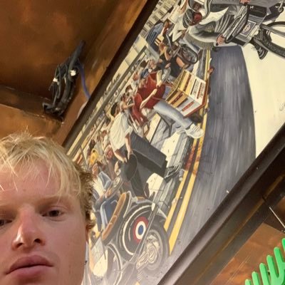 Profile Picture of Theooo (@the0orns) on Twitter