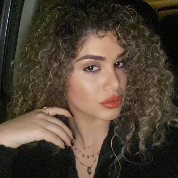 Profile Picture of Saydeh s. Terrazi (@saydehterrazi11) on Poshmark