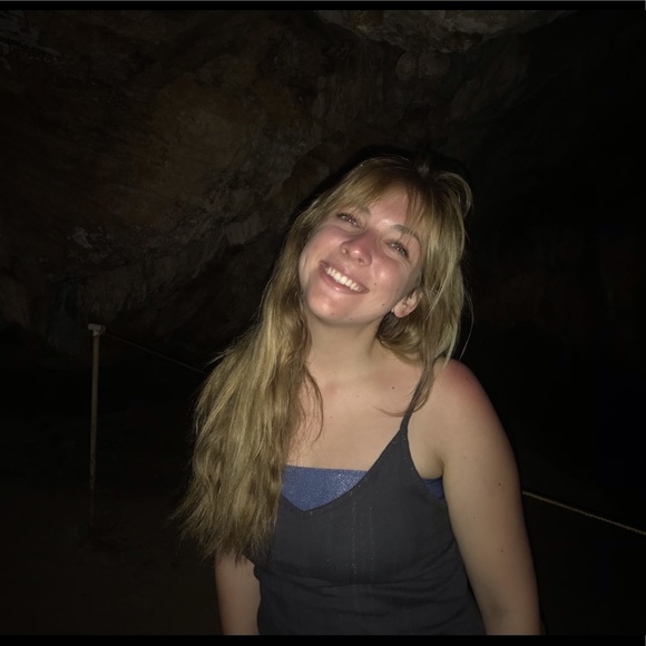 Morgan Kuriger - Poshmark Profile Picture of Morgan Kuriger (@morganamericak) on Poshmark