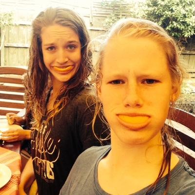 Profile Picture of Jessie Hulett (@pigsandturtles) on Twitter