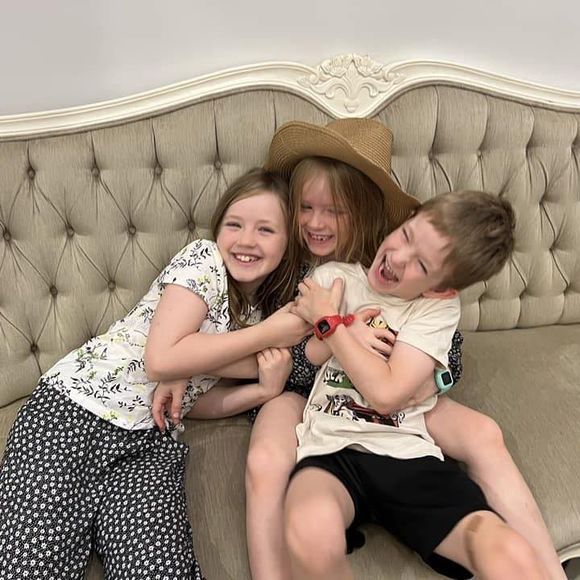 Profile Picture of Kristy Fairbairn (@kristyfairbairn) on Poshmark