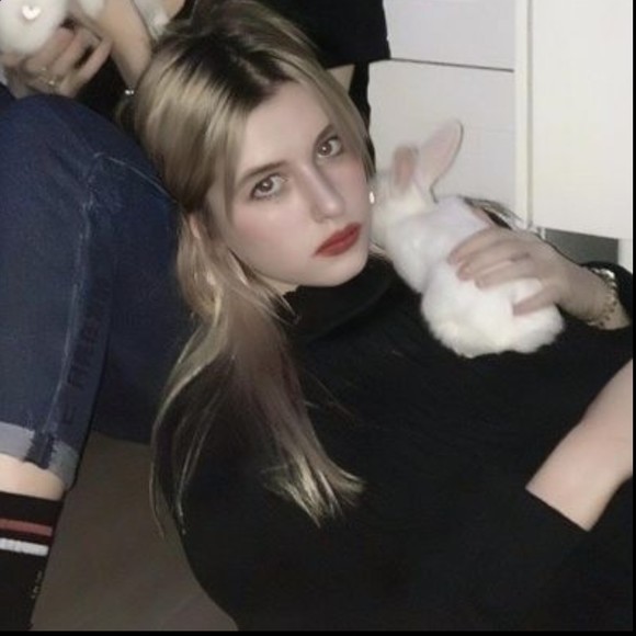 Braelyn Braelynnanneu56 - Poshmark Profile Picture of Braelyn Braelynnanneu56 (@braelynnanneu56) on Poshmark