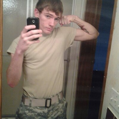 Profile Picture of Michael Hux :) (@Hux4eve) on Twitter