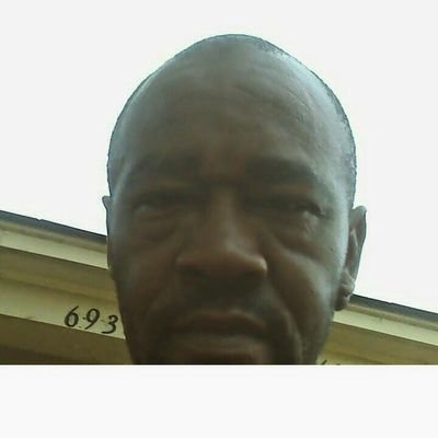 Profile Picture of Carlos Wolfe (@carloswolfe46) on Twitter