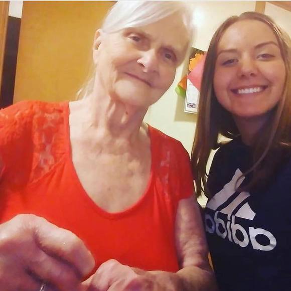 Profile Picture of Julia Blevins (@juliablevins968) on Poshmark