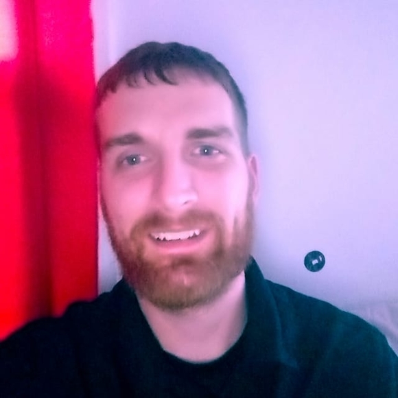 Profile Picture of Matt Walker (@mw2272128) on Poshmark
