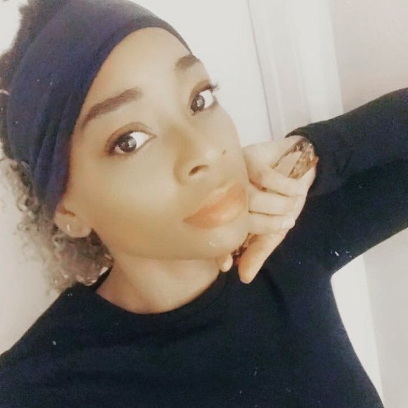 Profile Picture of Glory Bassey (@cloudofnewglory) on Poshmark