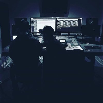 Profile Picture of ALEX&MARTIN (@AlexandMartin_) on Twitter
