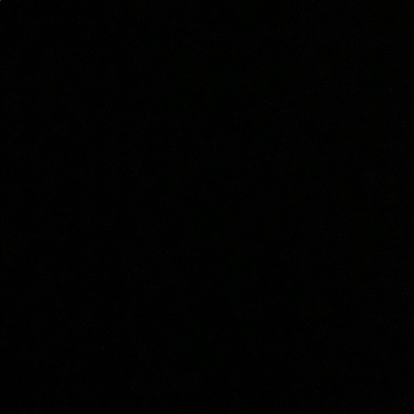 Profile Picture of Derrick Redmond (@flashredmond) on Poshmark