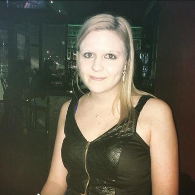 Profile Picture of Carla Anderson (@carlaanderson96) on Twitter