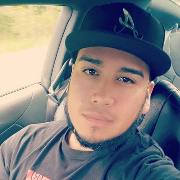 Profile Picture of Arturo Ramirez (@luisjuarez557) on Poshmark