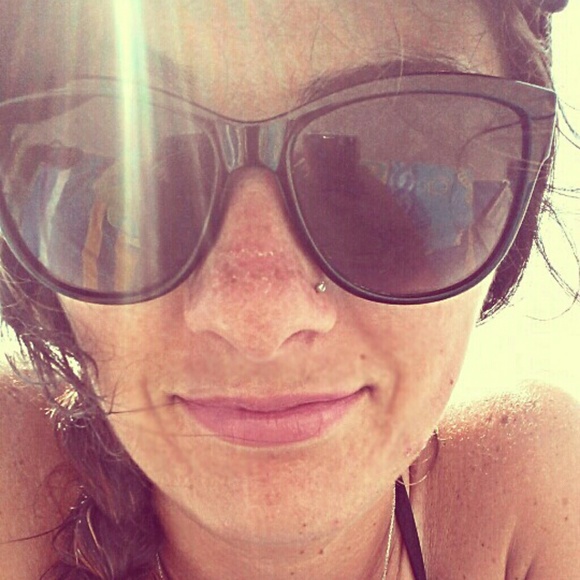 Profile Picture of Bryana Hunsberger (@bryana1213) on Poshmark