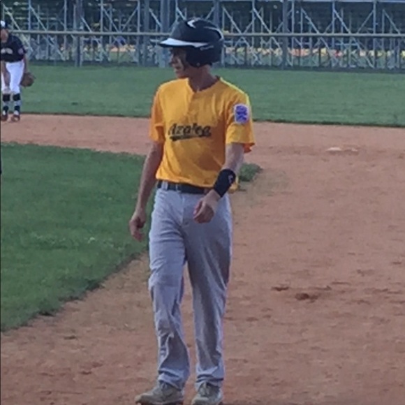 Profile Picture of Jose Hidalgo (@jxze24) on Poshmark