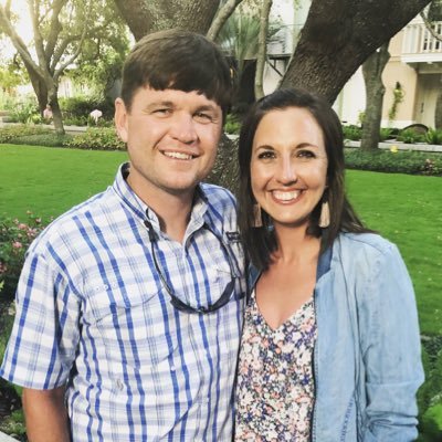 Profile Picture of Lyndsey Hester Thompson (@lyndseyhthomp) on Twitter