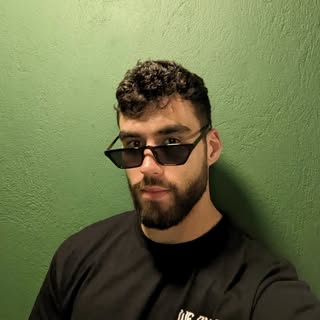 Profile Picture of Thomas Hawkins (@hawkins.thomas) on Instagram