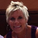 Profile Picture of Julie Stauffer (@stauffer.julie) on Instagram