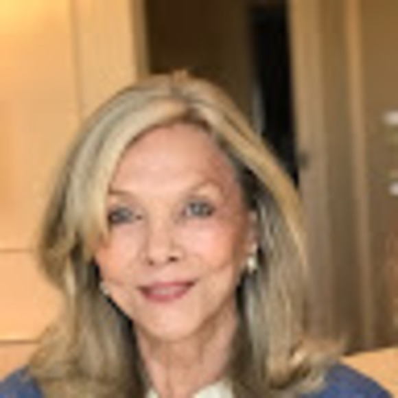 Profile Picture of Jenanne Jenkins (@jenannejenkins) on Poshmark