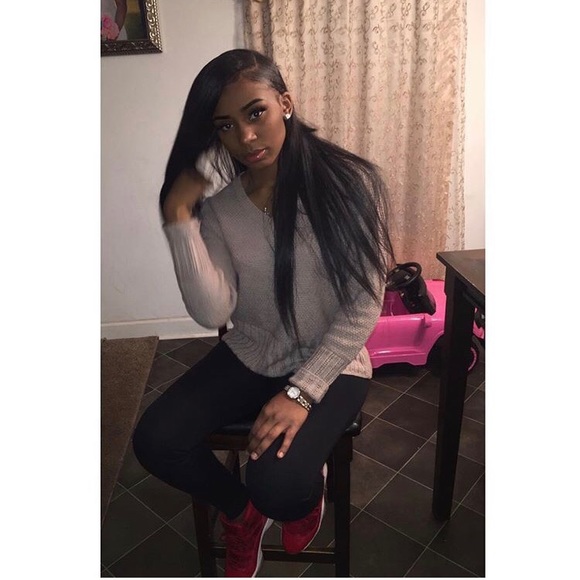 Profile Picture of Betty Carroway (@bettyjayee) on Poshmark