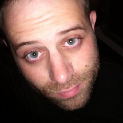 Profile Picture of Adam Brett (@Schneeee) on Twitter