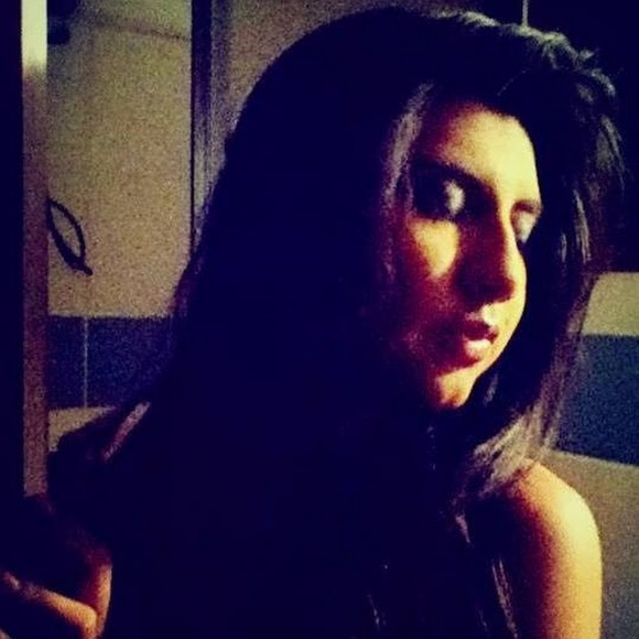 Maria Alcoba - Poshmark Profile Picture of Maria Alcoba (@mariaalcoba) on Poshmark